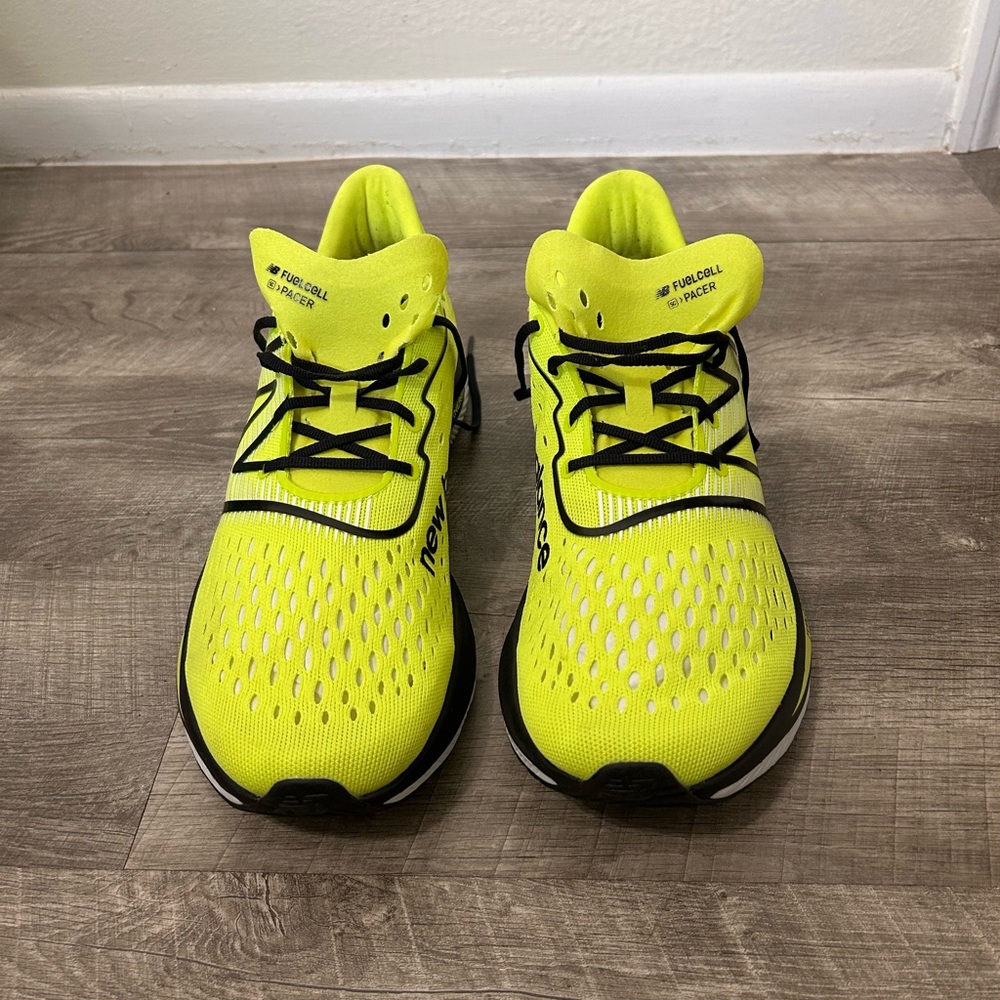 New Balance FuelCell SuperComp Pacer V1 running shoes in Thirty Watt & Black - Picture 6 of 11